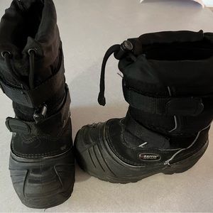 **SOLD**  Baffin Eiger Youth Boots - Size 12